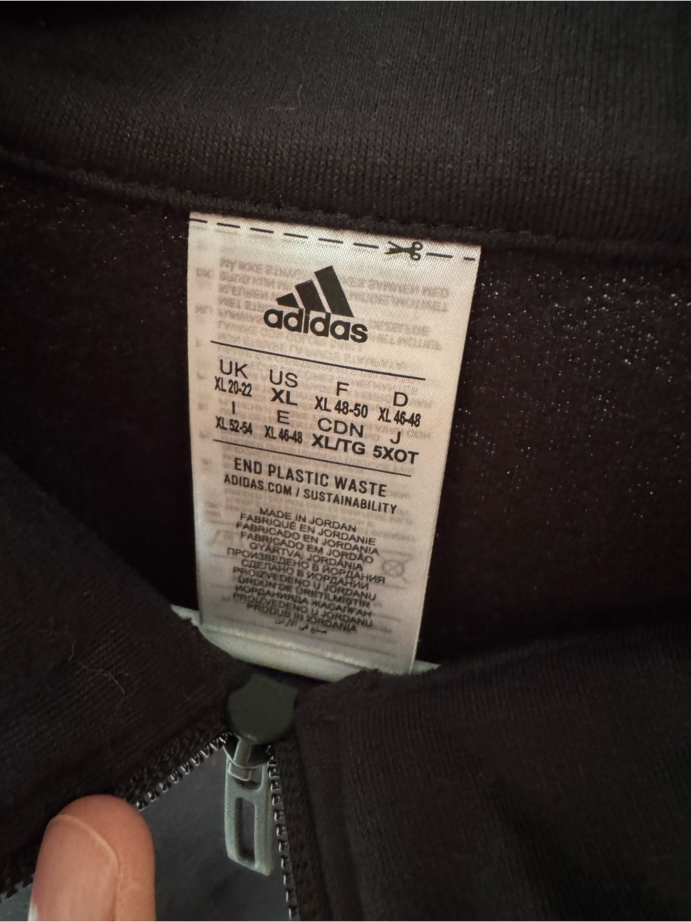 Adidas Essential Women's Fleece Loose Cropped 1/4-Zip Pullover in black Size XL - Picture 2 of 9